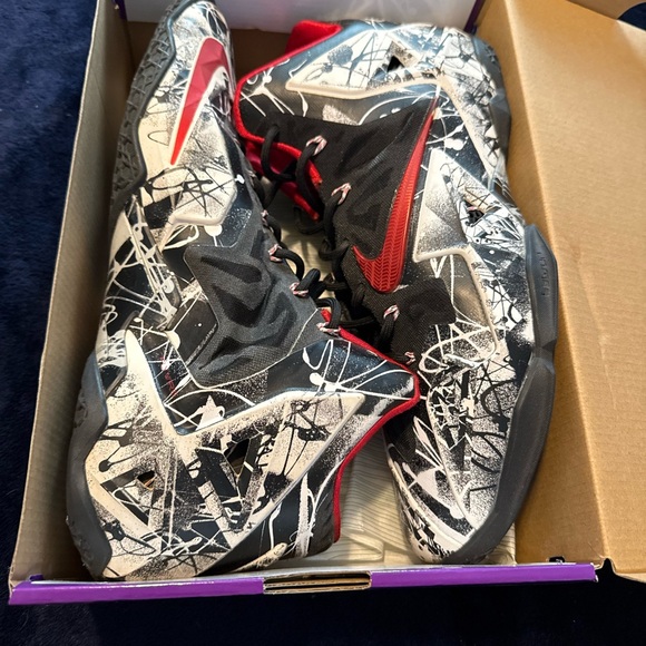Nike LeBron 11 “Graffiti” - Picture 1 of 11